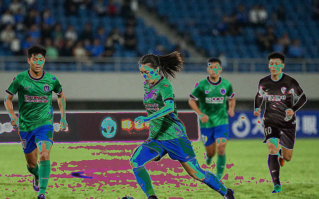 Bên trong kỳ chuyển nhượng V.League: khi giá một cầu thủ trẻ đi trước số trận anh ta đã đá
