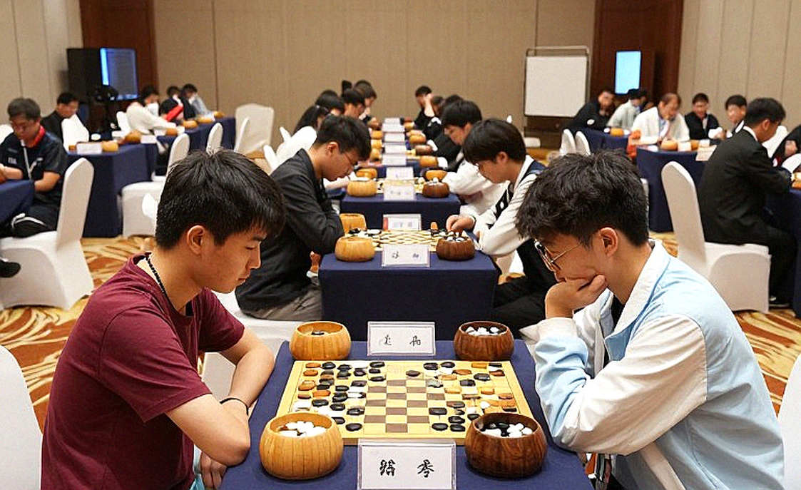 Fyers American Gambits dẫn đầu Global Chess League 2026 sau ngày mở màn thắng lợi 10-4 Fyers American Gambits dẫn đầu Global Chess League 2026 sau ngày mở màn thắng lợi 10-4