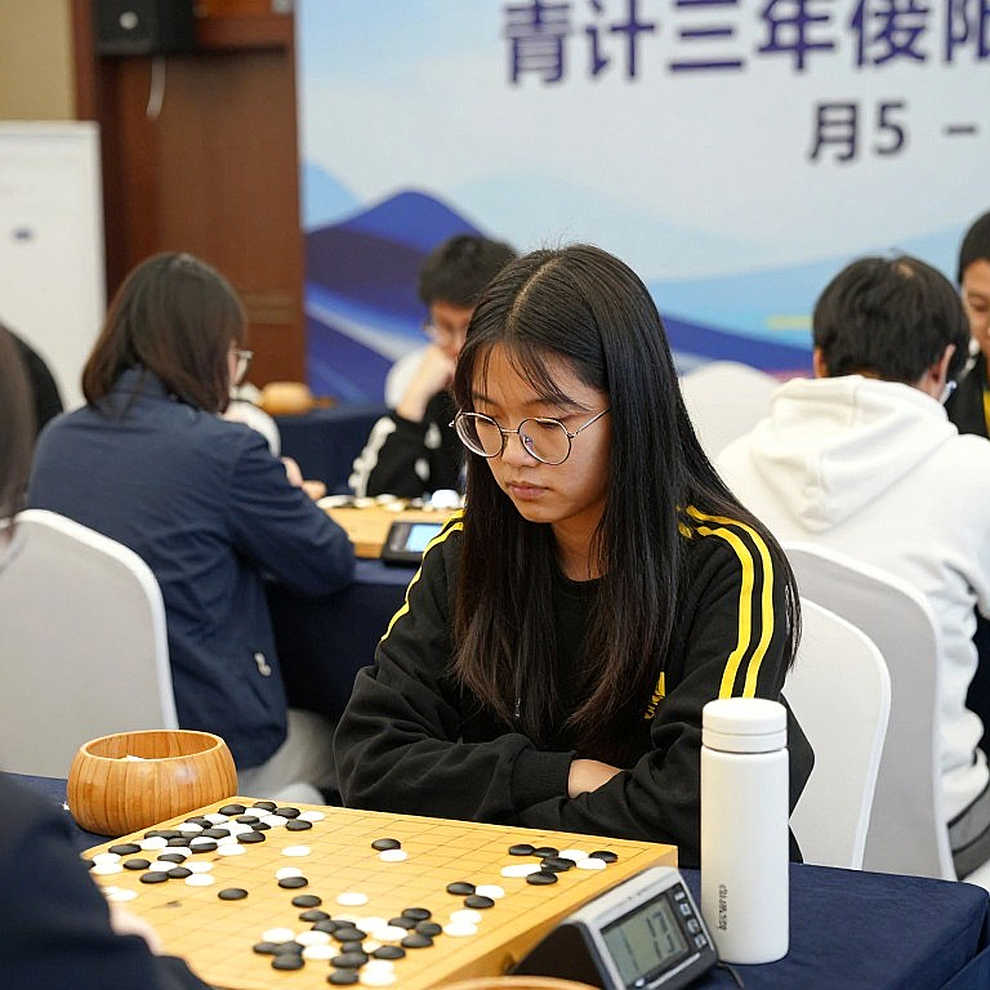 Complexity Khép Lại Sau 23 Năm: Khi Dòng Vốn Cạn Kiệt Trước Cả Niềm Tin